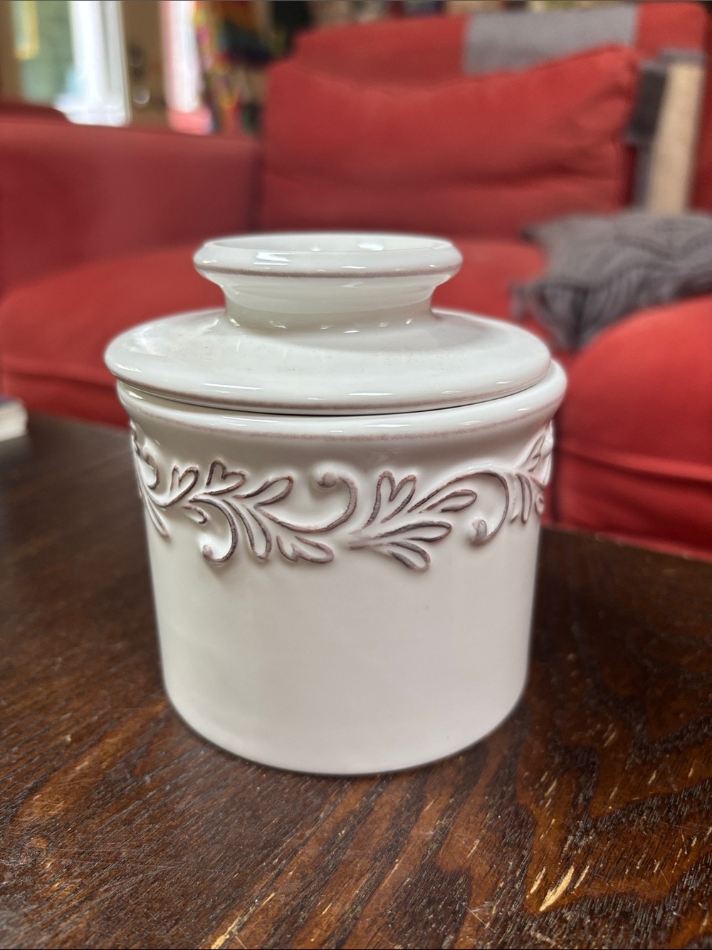 Neutral White Decorative Ceramic Butterbell - Unbranded